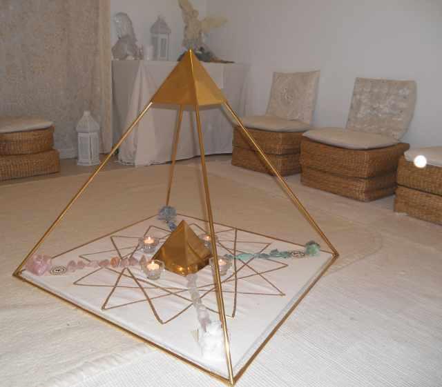 piramide-orb.jpg