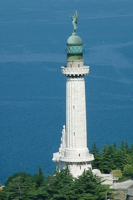Faro della Vittoria.jpg