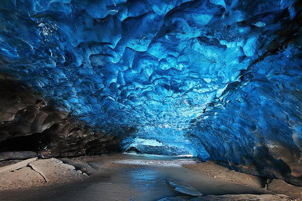 CRYSTAL-CAVE-2.jpeg